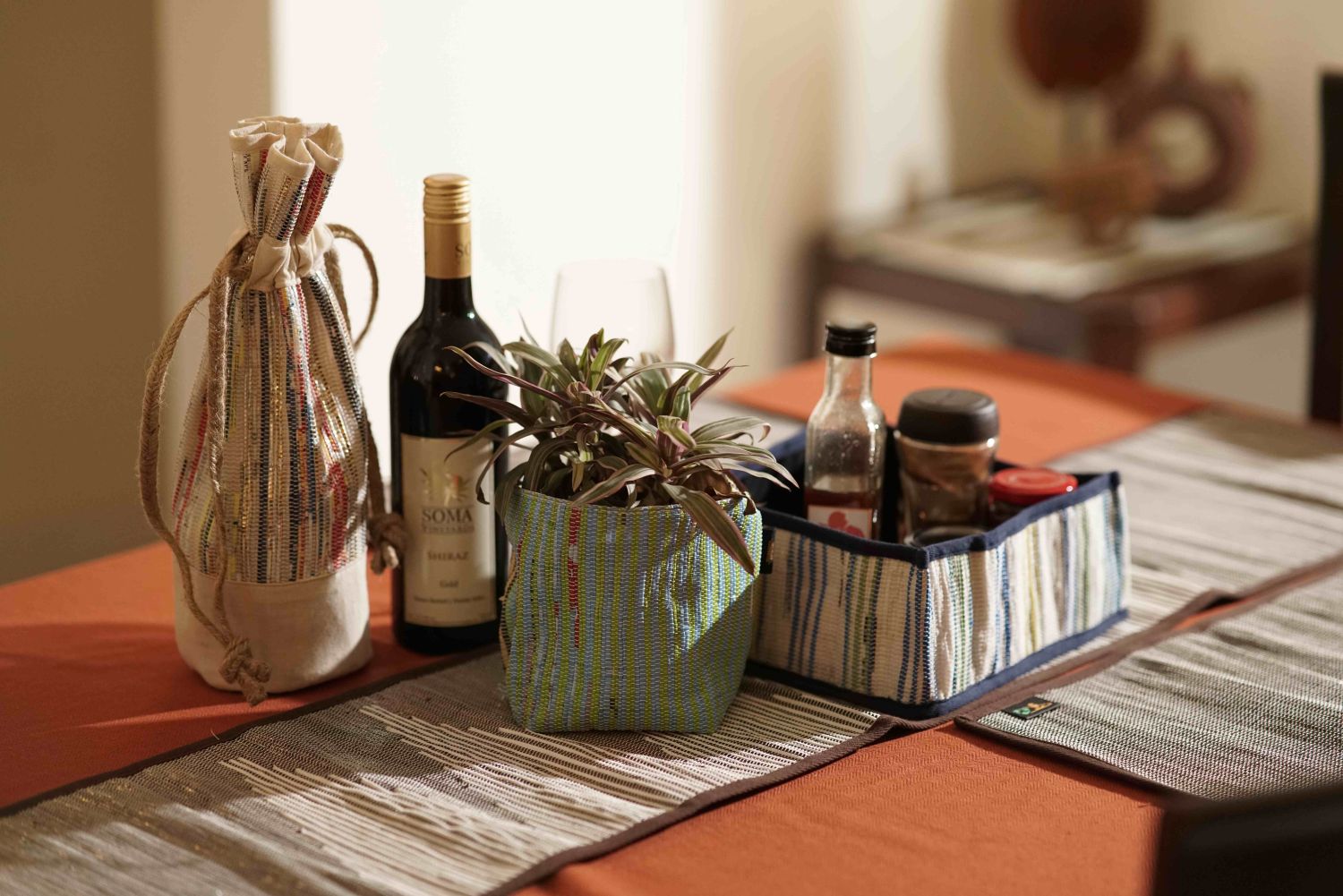 "Designer Table Runner (TRD0925-004) PS_W