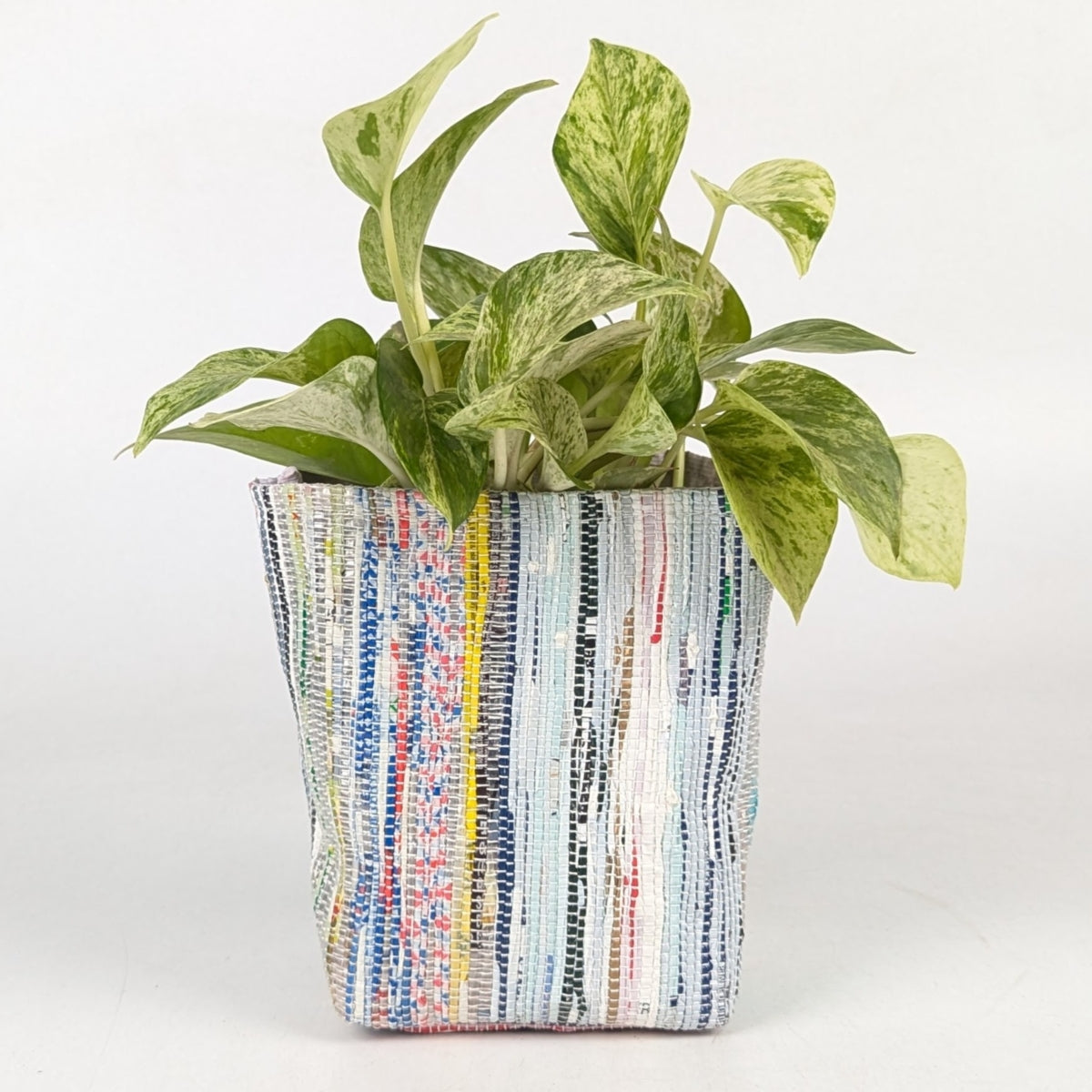 Handwoven Upcycled Small Grow Pot (GPS1125-001) PS_W