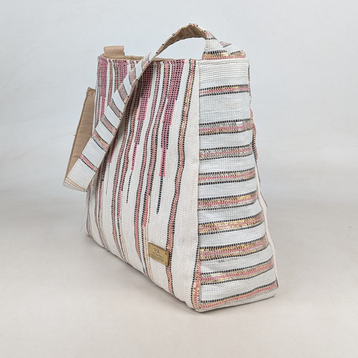 Upcycled Handcrafted Designer Trapeze Tote (TTD0626-003) PS_W