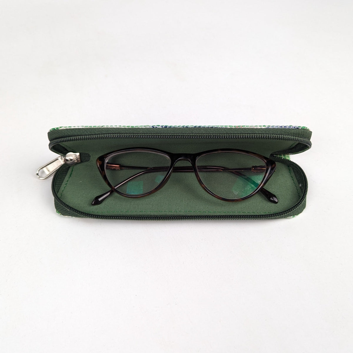 Upcycle Handcrafted Spec Case (SC0126-016) PS_W
