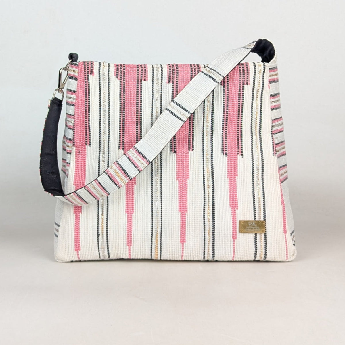 Upcycled Handcrafted Designer Trapeze Tote (TTD0426-004) PS_W