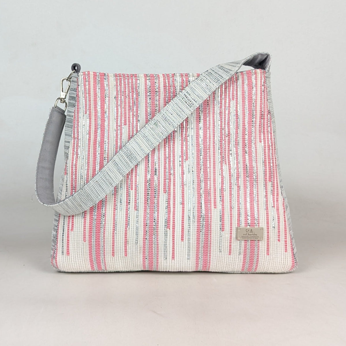 Upcycled Handcrafted Designer Trapeze Tote (TTD0426-008) PS_W