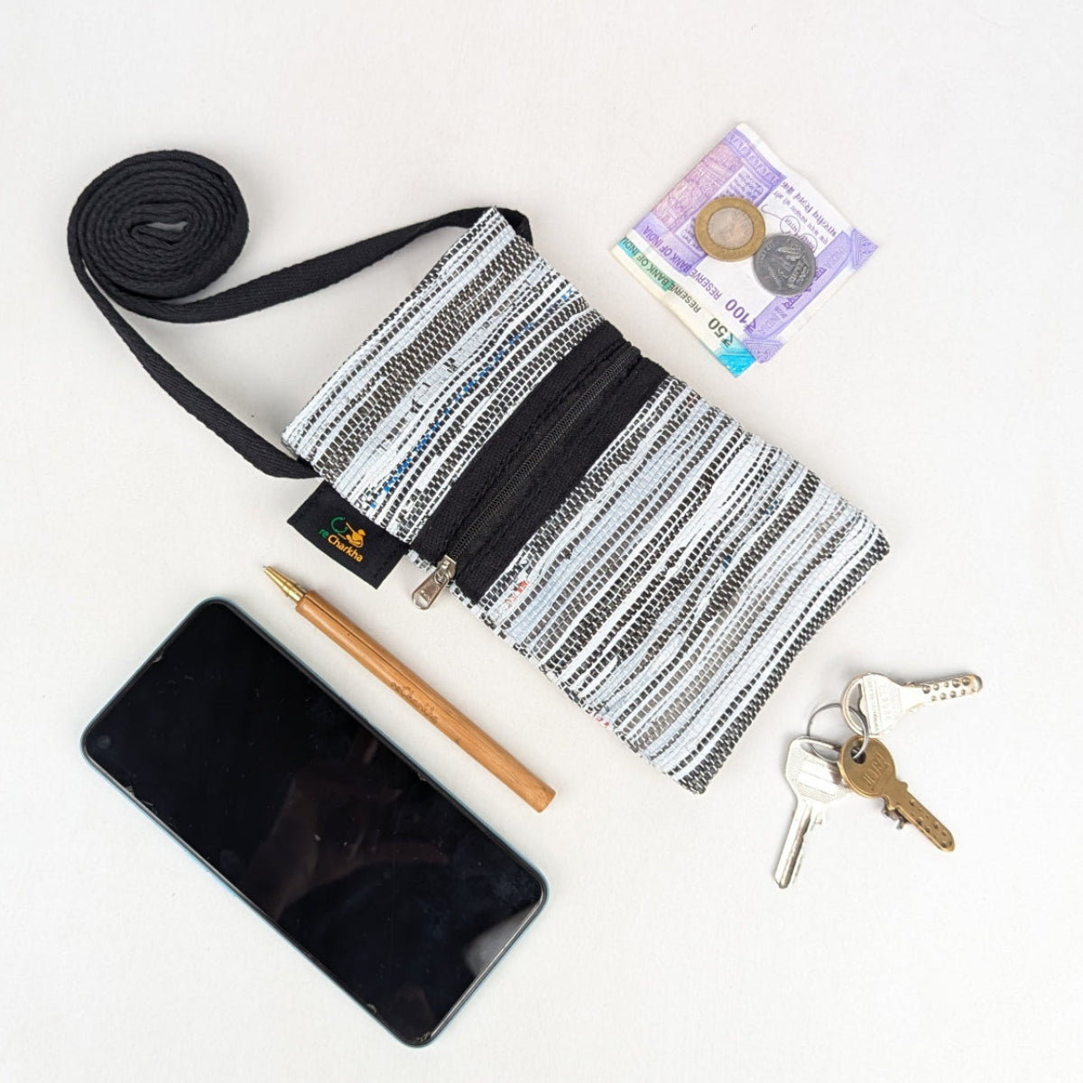 Upcycled Handwoven Mobile Sling (MSL0526-025) PS_W