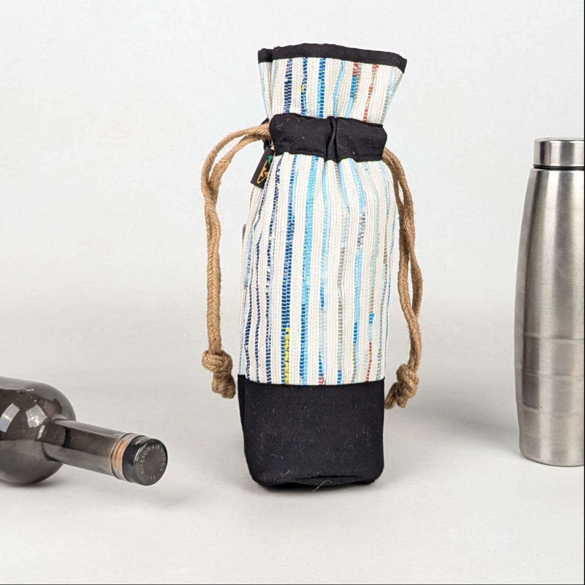 Upcycled Handwoven Wine Bottle Holder (WB0326-006) PS_W