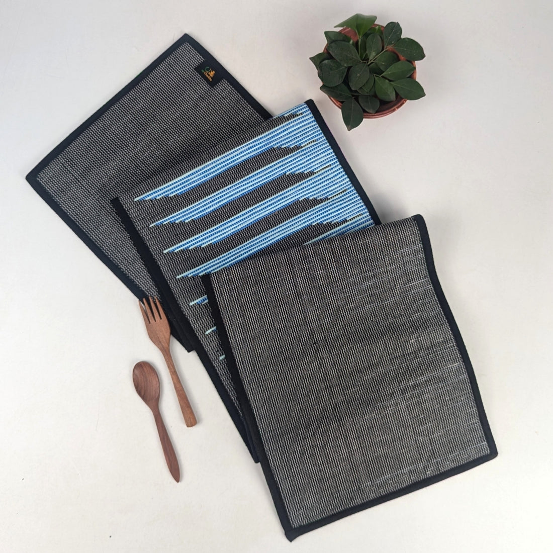Designer Table Runner (TRD0925-001) PS_W