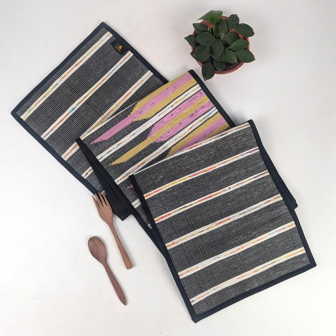 Designer Table Runner (TRD0925-003) PS_W