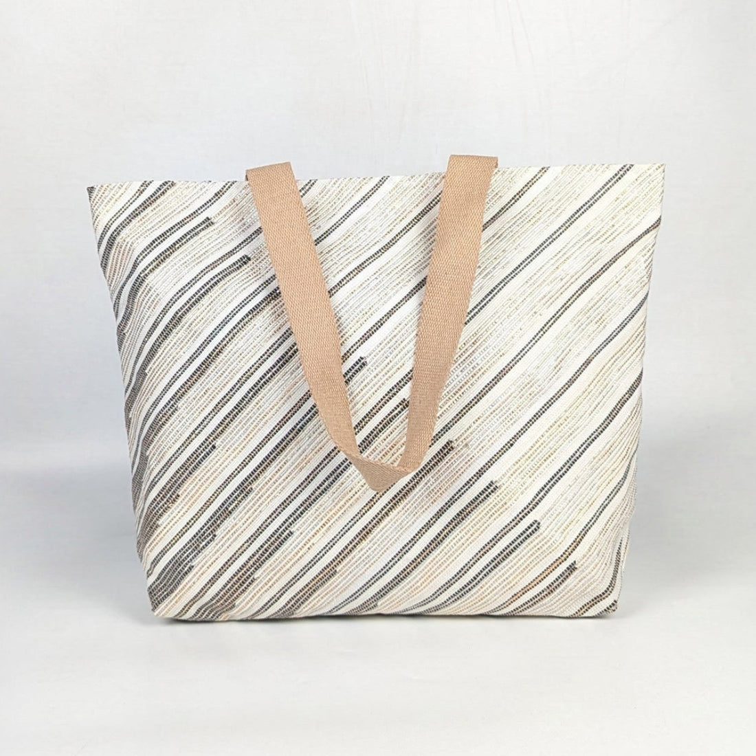 Exclusive Upcycled Handcrafted Designer Beach Bag (BBD0826-019)