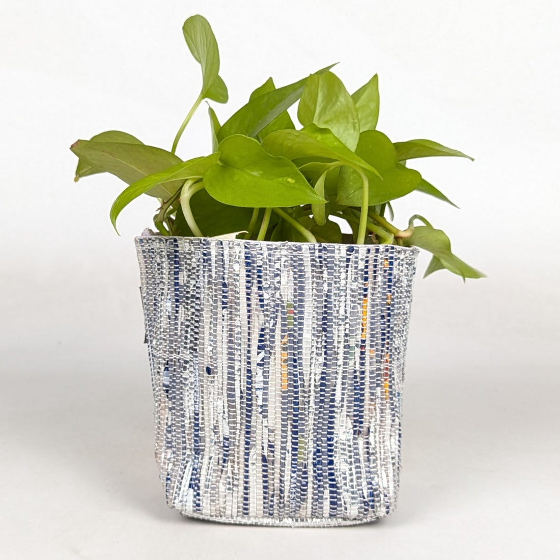 Handwoven Upcycled Small Grow Pot (GPS0426-005) PS_W