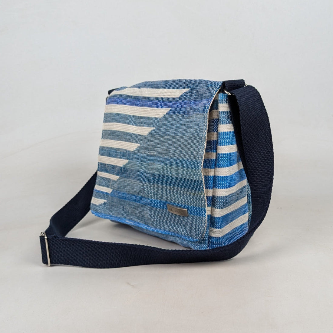 Upcycled Handcrafted Designer Messenger Bag (MBD0626-001) PS_W