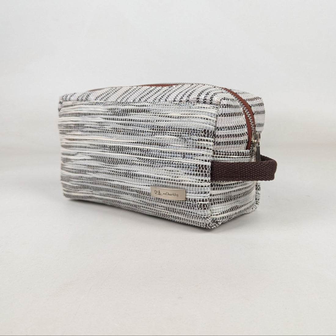 Upcycled Handcrafed Travel Pouch (TK0426-015) PS_W