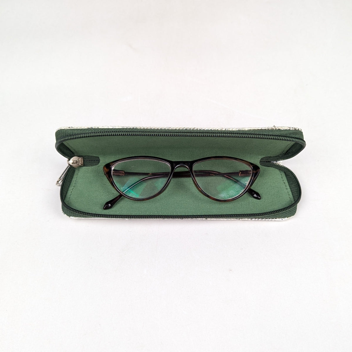 Upcycle Handcrafted Spec Case (SC0426-028) PS_W
