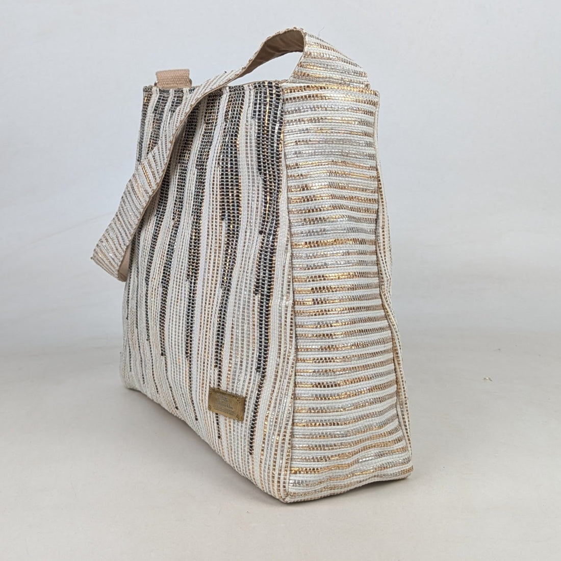 Upcycled Handcrafted Designer Trapeze Tote (TTD0626-009) PS_W