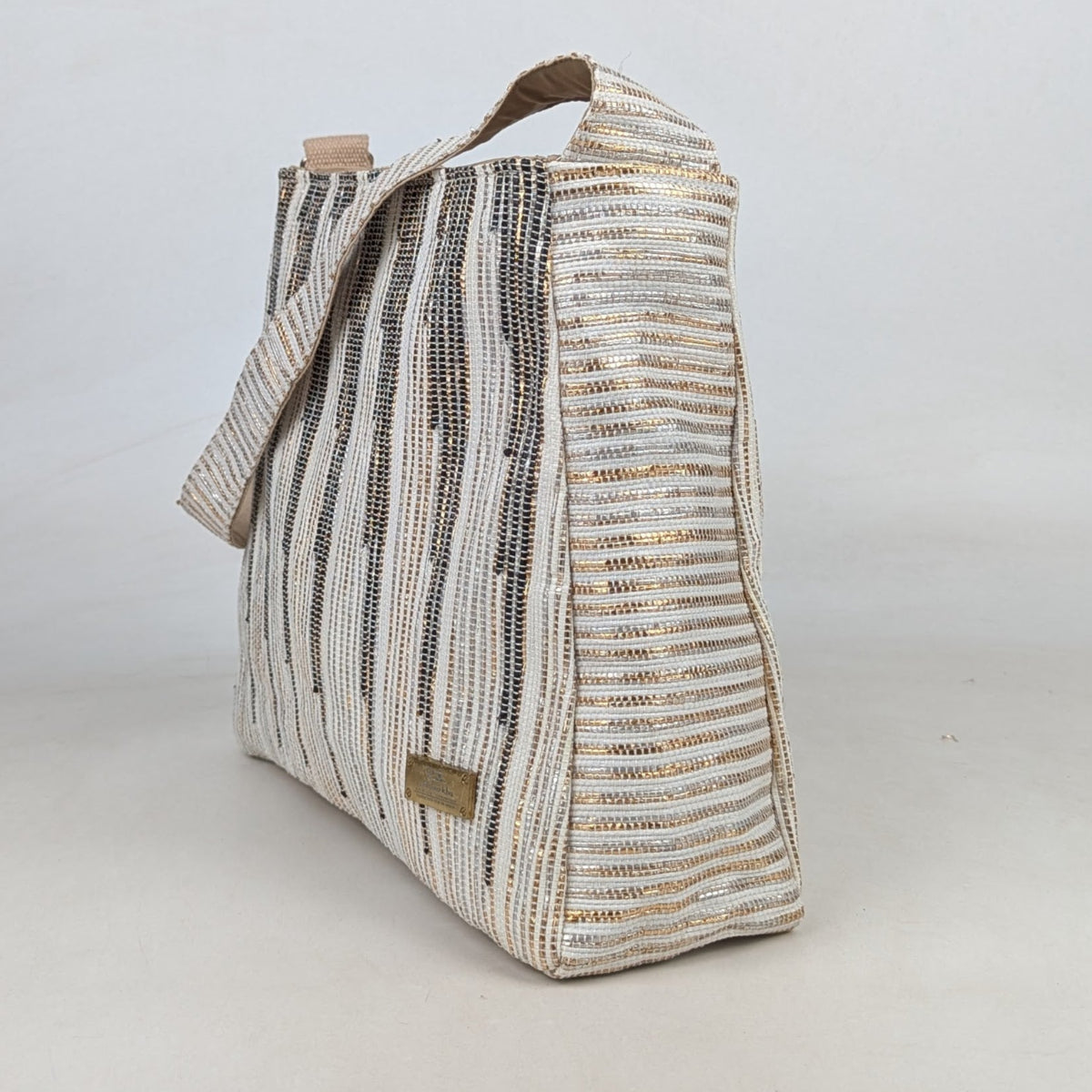 Upcycled Handcrafted Designer Trapeze Tote (TTD0626-009) PS_W