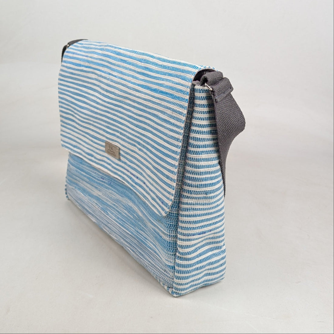 Upcycled Handcrafted Executive Messenger Laptop Bag (MLB0726-001)