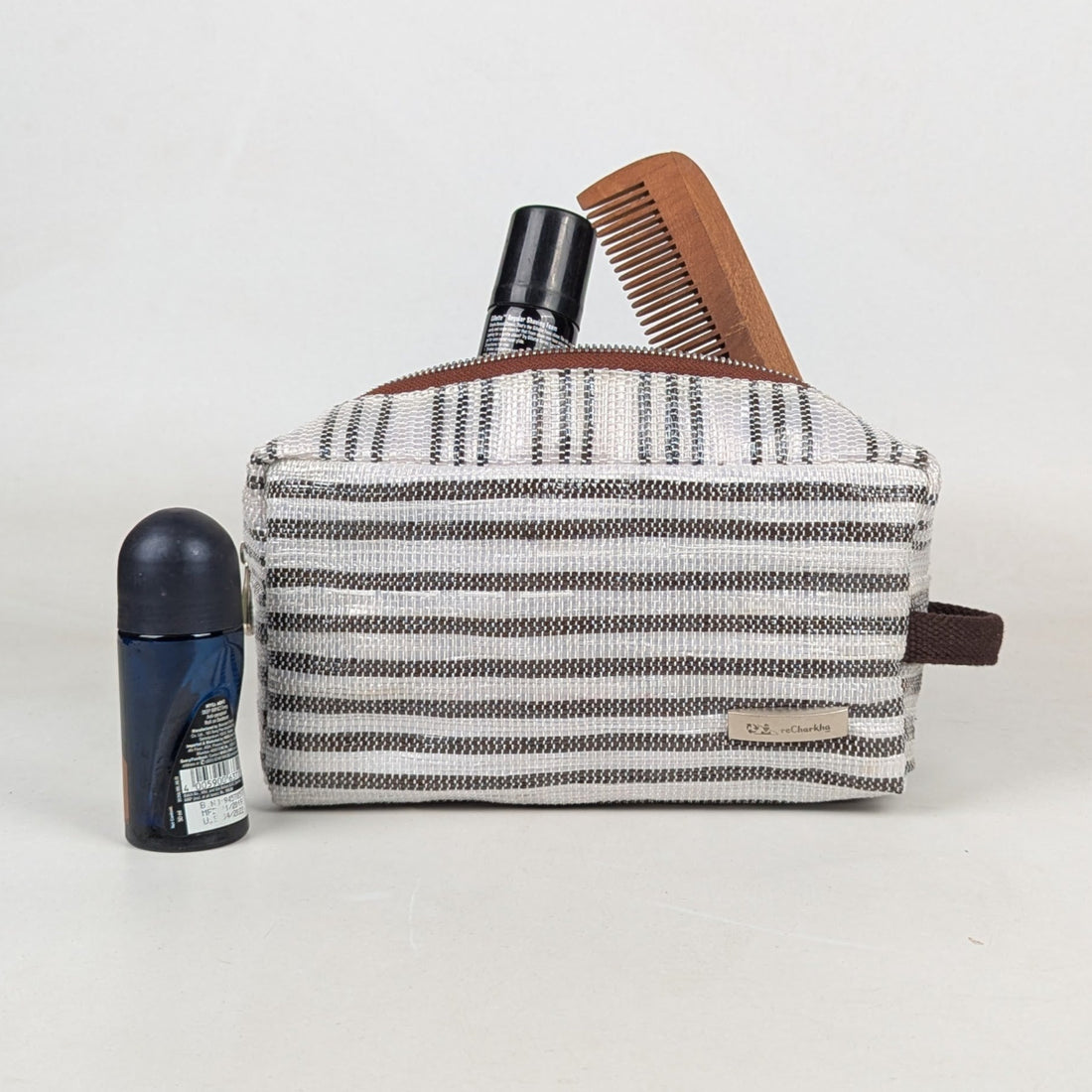 Upcycled Handcrafed Travel Pouch (TK0426-017) PS_W 