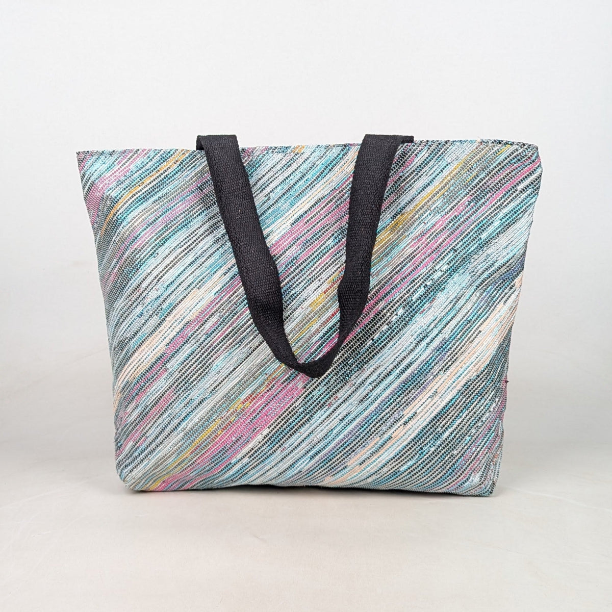 Upcycled Handcrafted Beach Bag (BB0826-016)