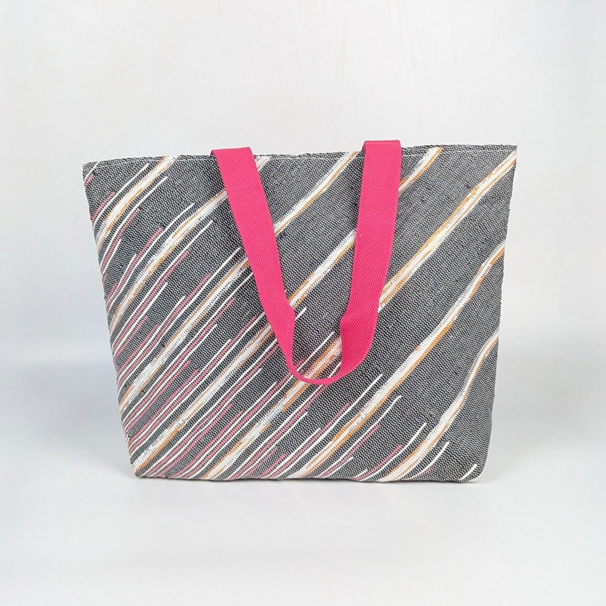 Upcycled Handcrafted Designer Beach Bag (BBD0826-028)