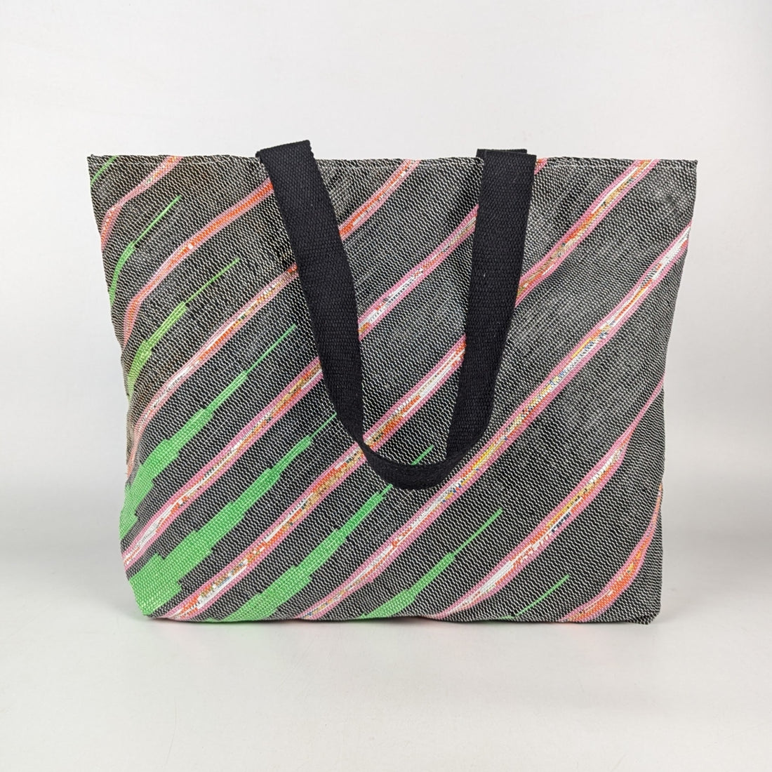 Upcycled Handcrafted Designer Beach Bag (BBD1025-002) PS_W