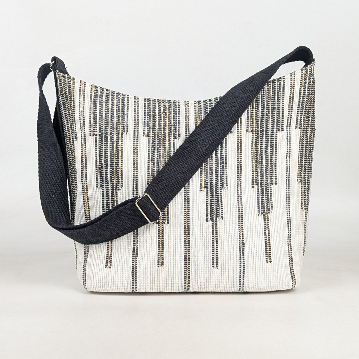 Upcycled Handcrafted Designer Eclipse Jhola Tote (EJD0526-004) PS_W