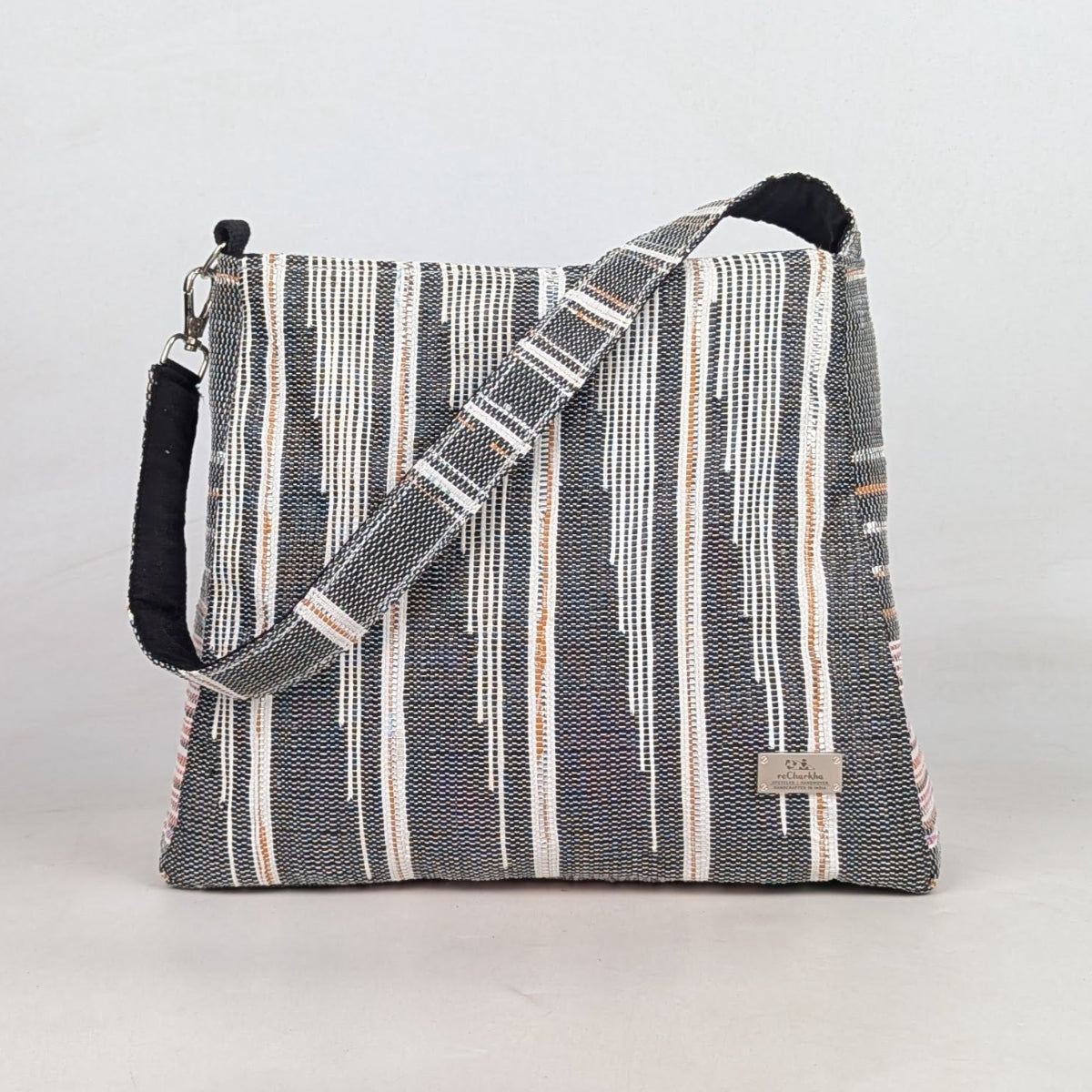 Upcycled Handcrafted Designer Trapeze Tote (TTD0626-005) PS_W 