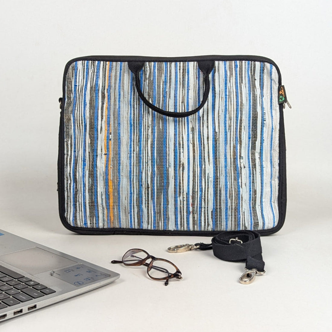 Upcycled Handcrafted Laptop Sleeve 16 inch (LSB160226-001) PS_W