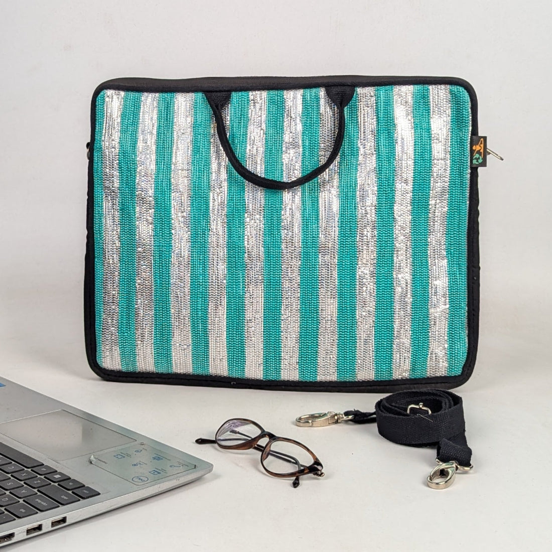 Upcycled Handcrafted Laptop Sleeve 16 inch (LSB160226-004) PS_W