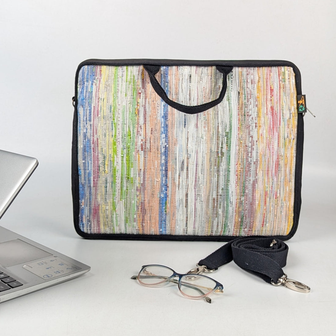 Upcycled Handcrafted Laptop Sleeve 16 inch (LSB160925-006) PS_W