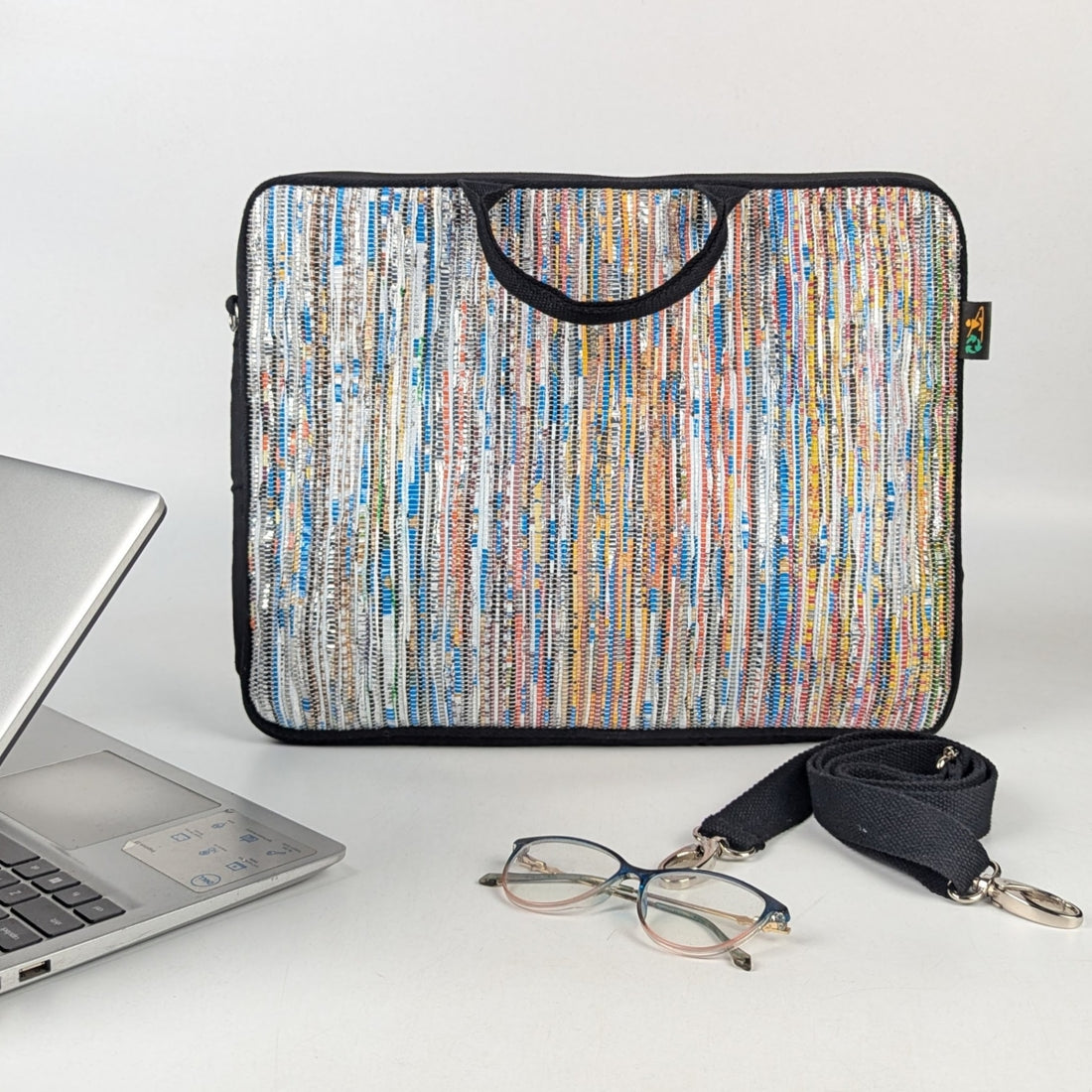 Upcycled Handcrafted Laptop Sleeve 16 inch (LSB160925-007) PS_W