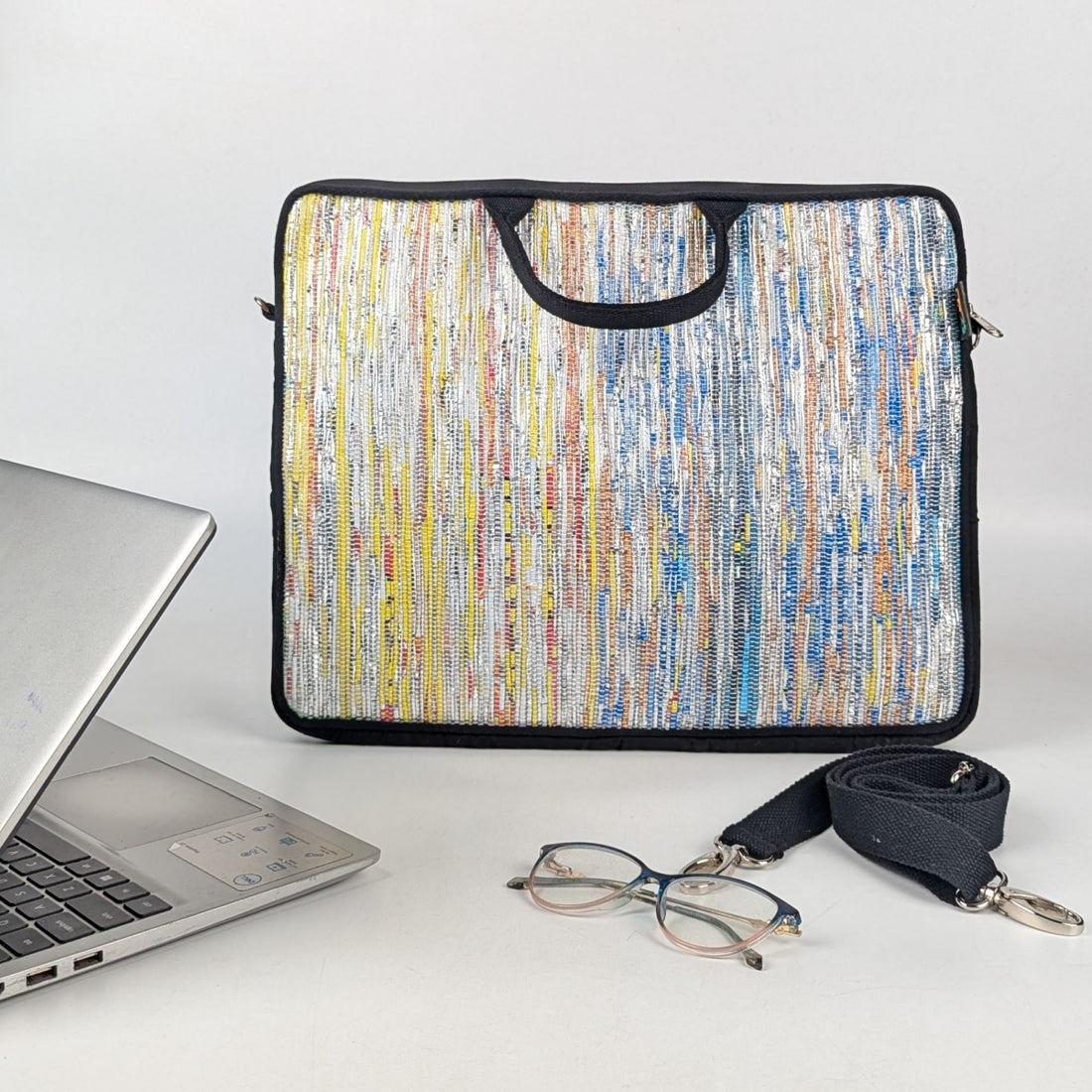 Upcycled Handcrafted Laptop Sleeve 16 inch (LSB160925-011) PS_W