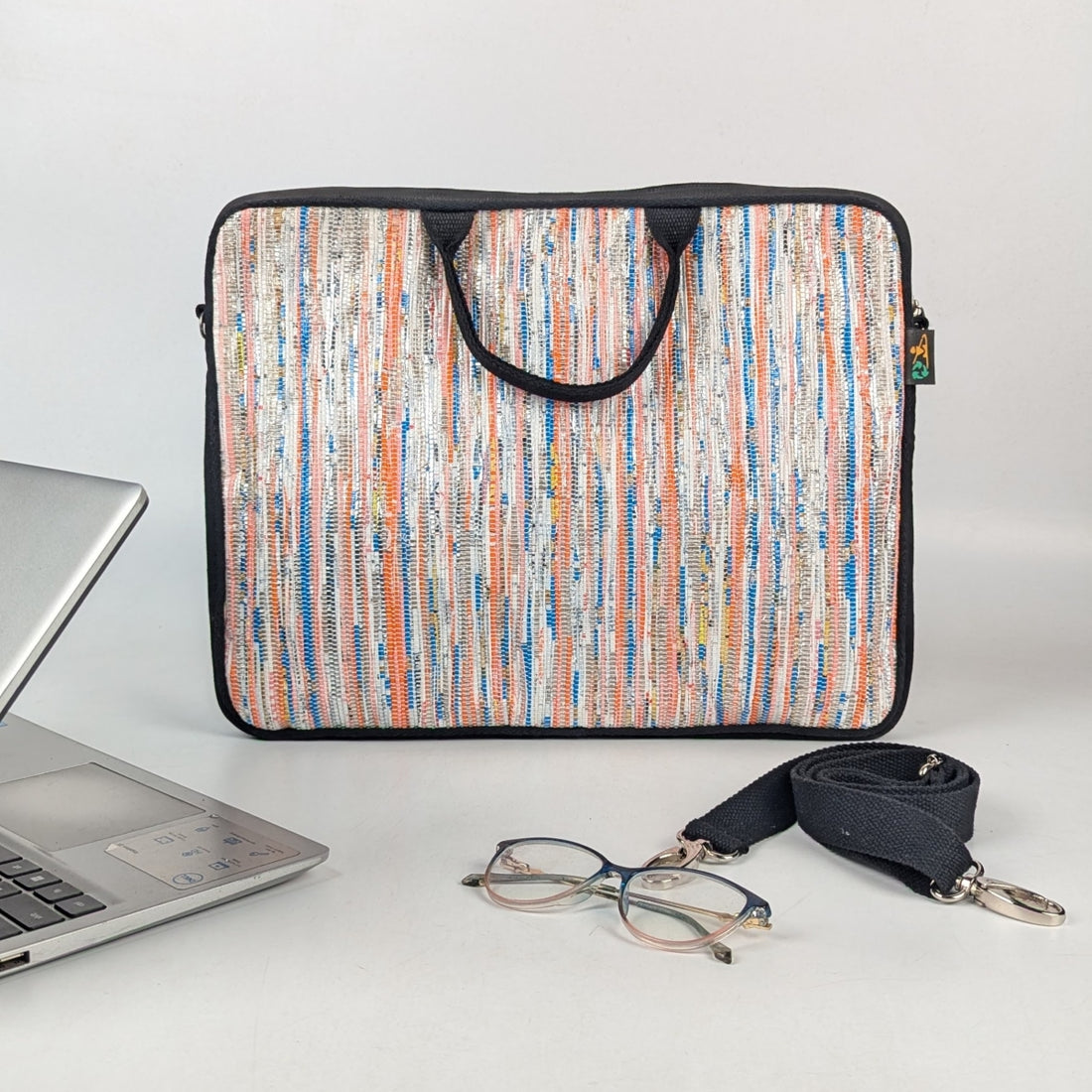 Upcycled Handcrafted Laptop Sleeve 16 inch (LSB160925-013) PS_W