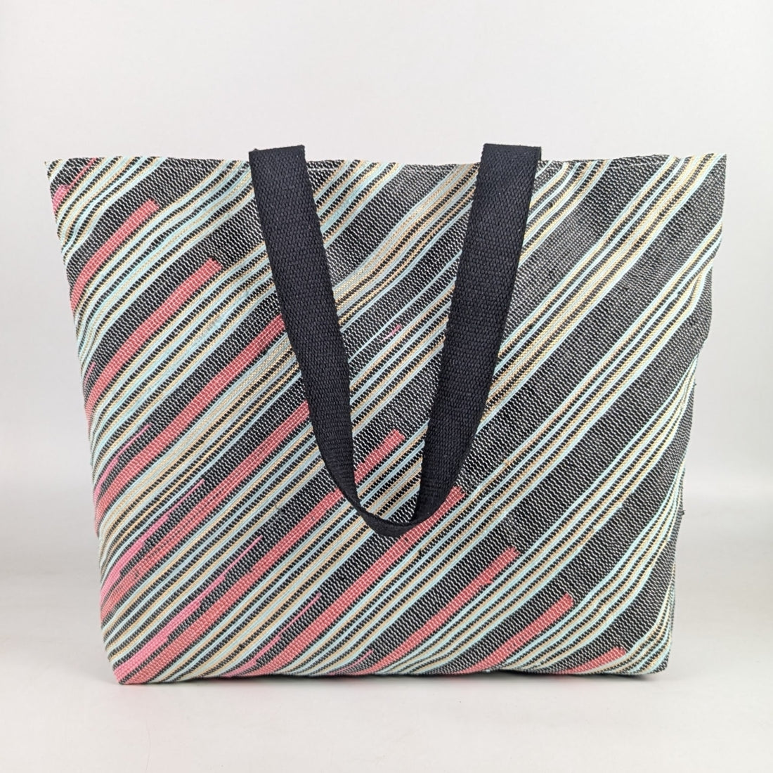 Upcycled Handwoven Designer Beach Bag (BBD0425-009) PS_W