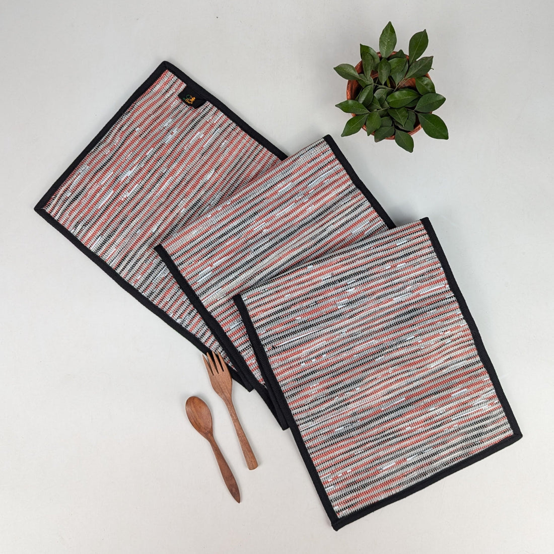 Upcycled Handwoven Table Runner (TR0326-002) PS_W